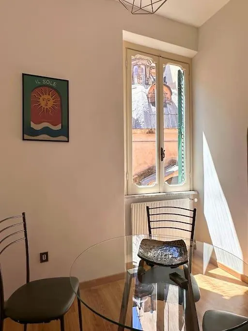 Cozy Apartment At The Heart Of The Eternal City Rome Italy